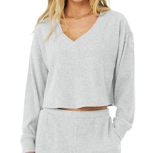ALO YOGA Muse V-Neck Pullover